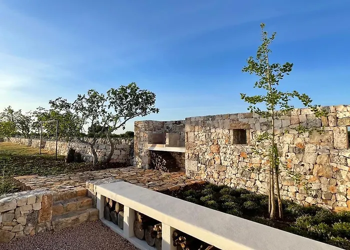 Trulli Mansueto * 诺西